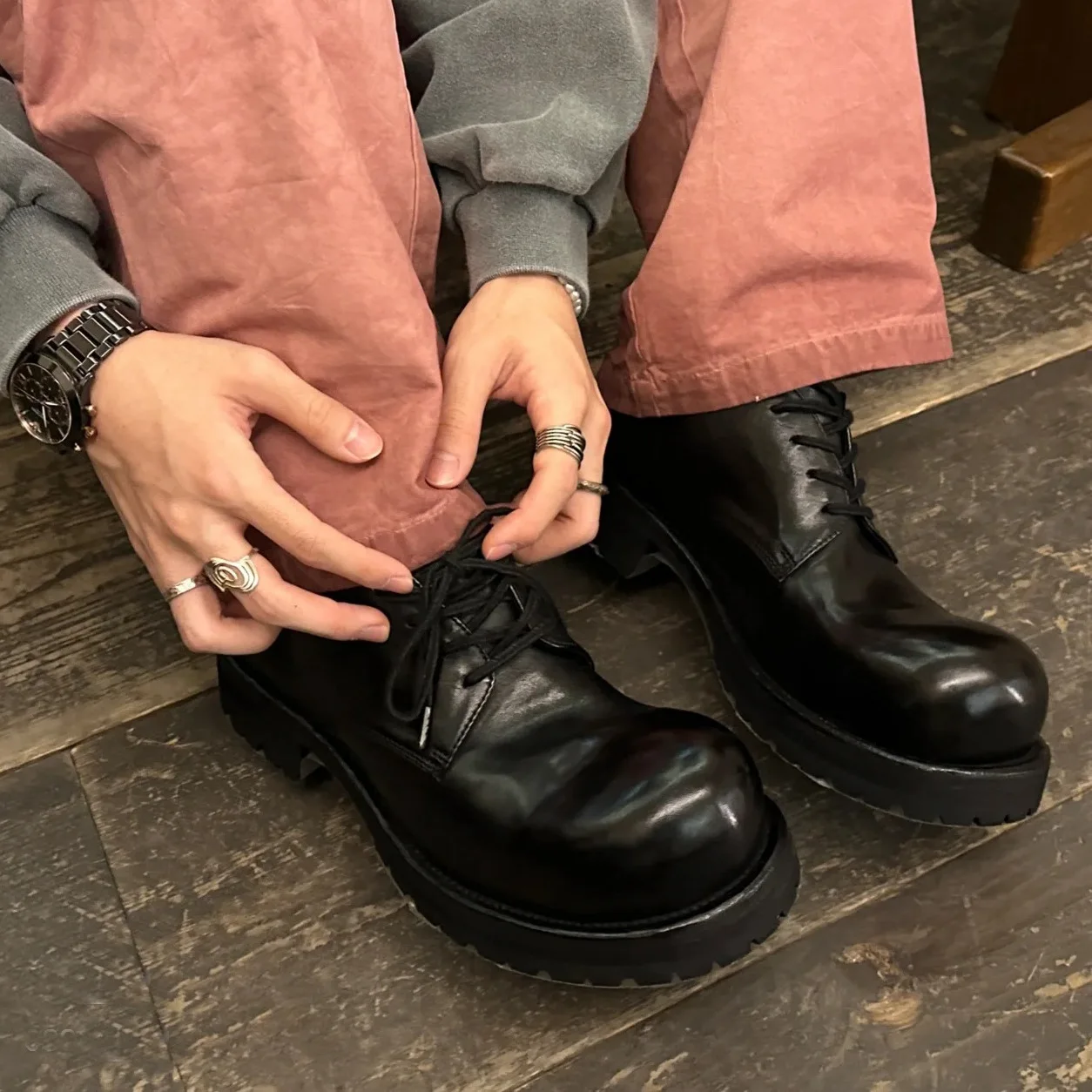 Рисунок 4 - Туфли дерби из мягкой кожи с эффектом потертости