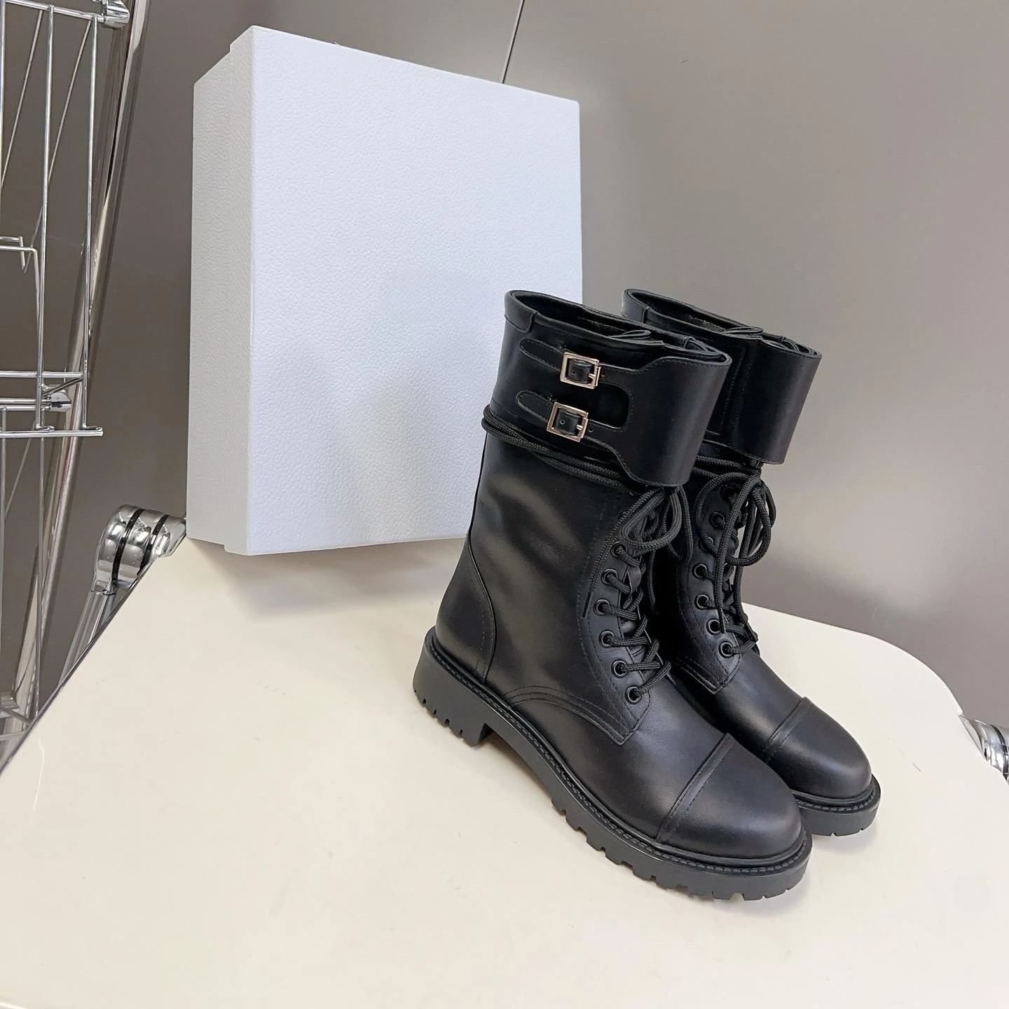 

Autumn winter Women Ankle Boots Fashion Genuine Leather Boots Med Heels Mid Calf Boots Belt Buckle Shoes Round Toe Party Booties