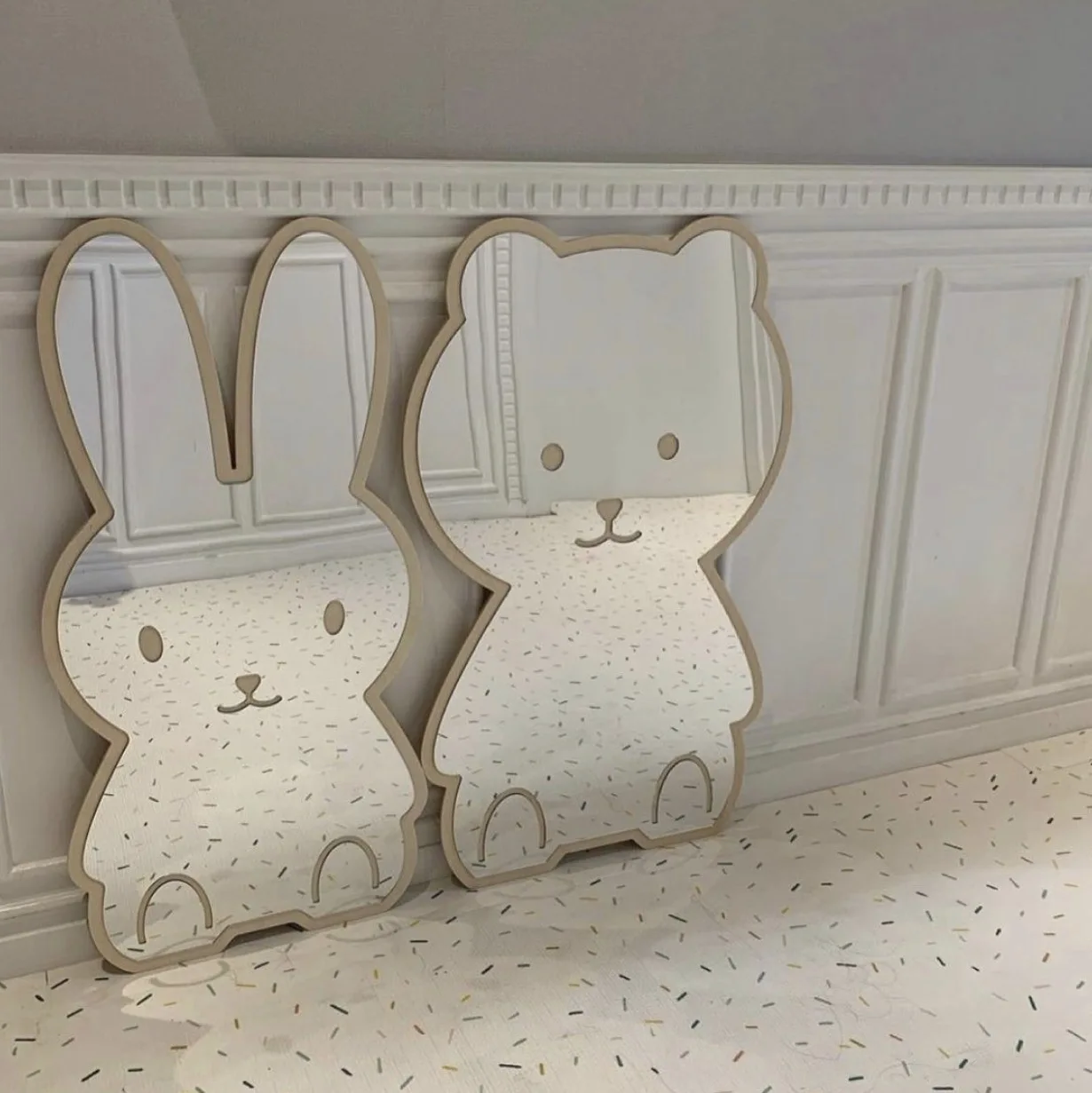 

INS Creative Decorative Mirror for Kids Room Cute Bear Rabbit Shape Acrylic Mirror Baby Photo Props Nordic Home Nursery Decor