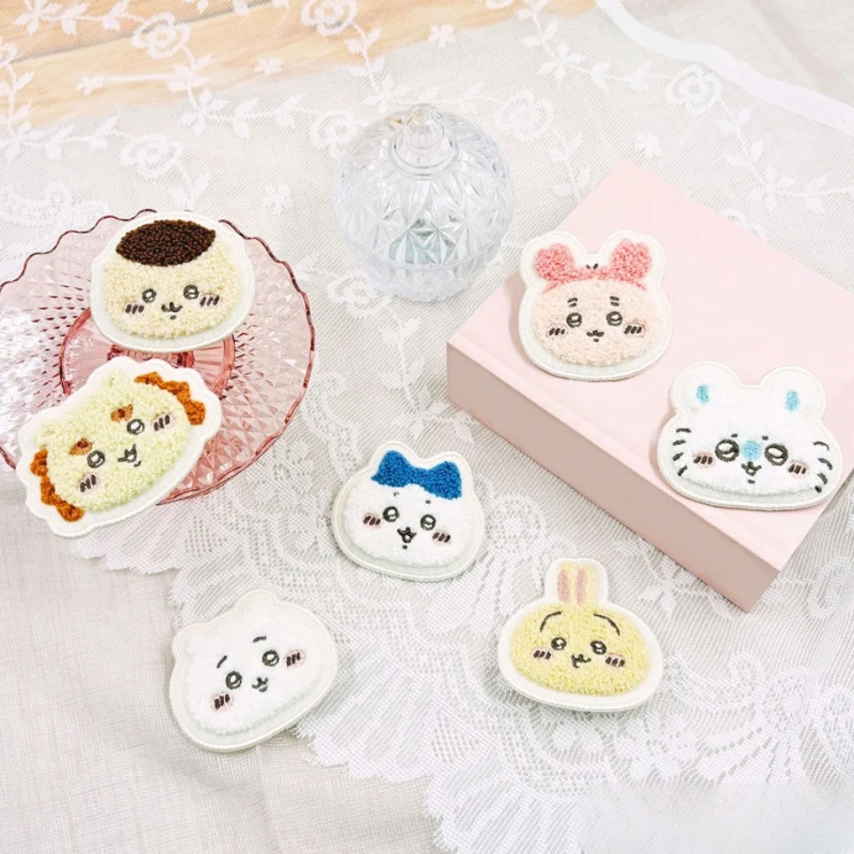Jiyi Plüsch-Besticktes Abzeichen Cartoon Niedliche Hachiware Usaqi Bar Chi Brosche Rückseitige Verpackung Ornament Anhänger Freundesgeschenk