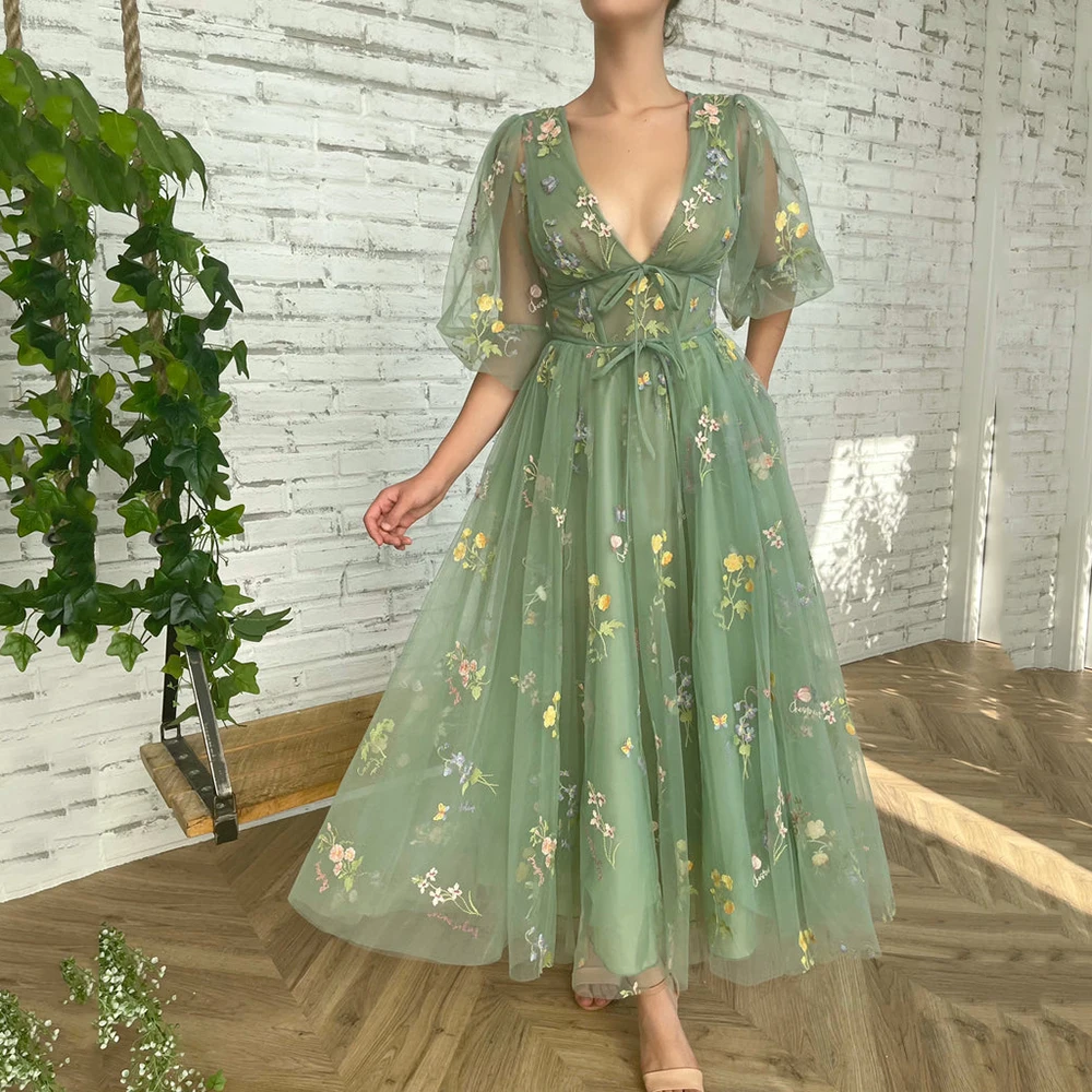 

2022 New Pastoral Lace Half Sleeves 3D Floral Cocktail Dresses Deep V-neck A Line Ankle-Length Party Gown Prom Gown Short