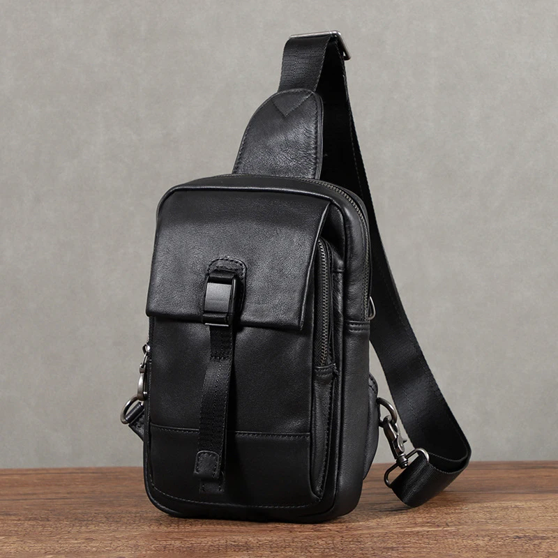 

EUMOAN Trend men's chest bag leather leisure sports crossbody bag single shoulder bag men's head layer leather chest bag