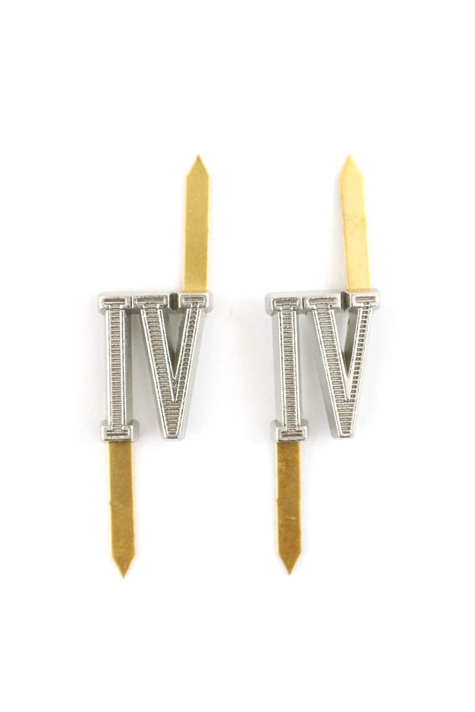 

WWII German Shoulder Boards cyphers Silver IV Dresden 18mm 2pcs