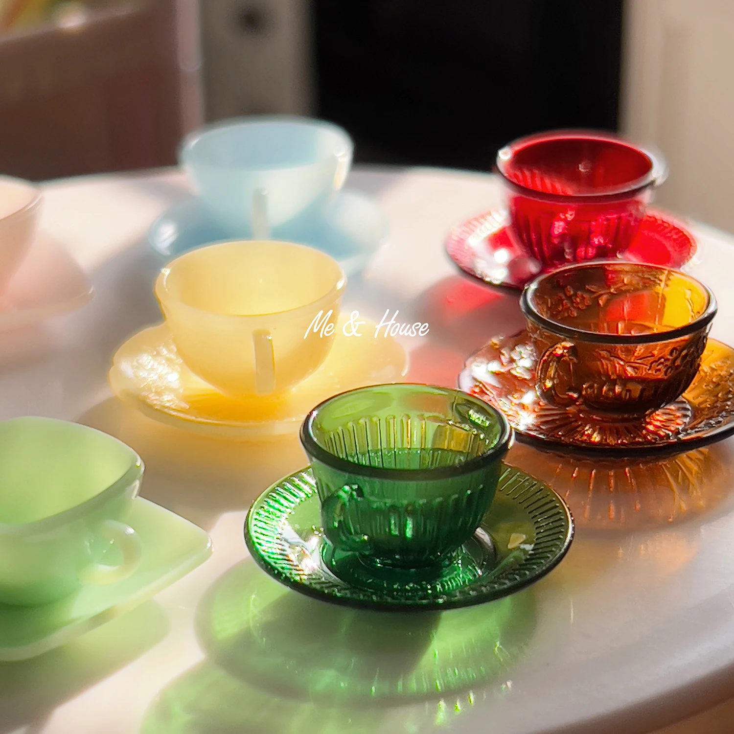 https://ae01.alicdn.com/kf/S2ed7fa62c4bf4bbd952c2a0b12e19e17w/1-6-doll-house-mini-model-furniture-accessories-Glass-texture-tea-cup-saucer-coffee-cup-eight.jpg