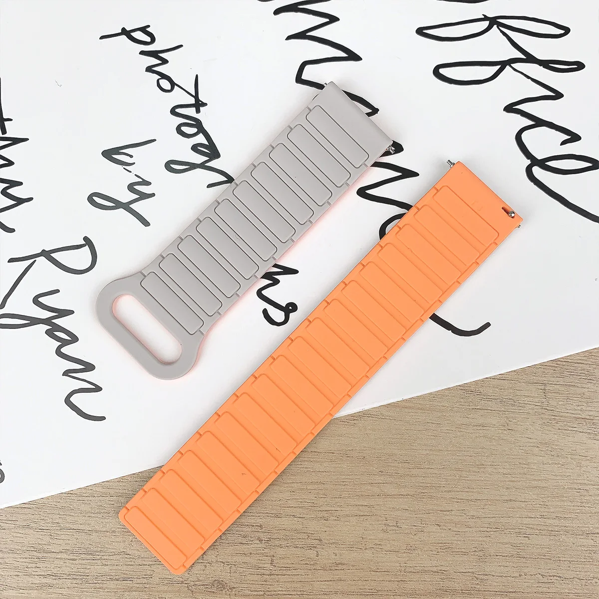 Magnetic Silicone Loop Strap - 22mm Wristband Bracelet