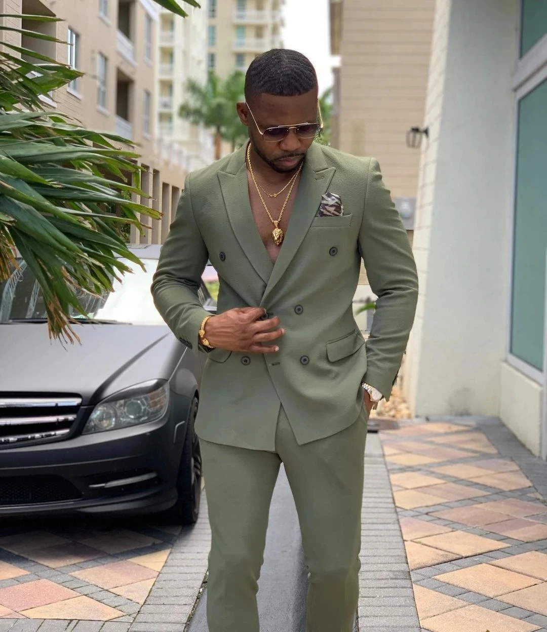 

2023 New Arrival Green Double Breasted Men Suits Custom Made 2 Pieces Wedding Slim Fit Tuxedo Terno Masculino Prom Groom Blazer