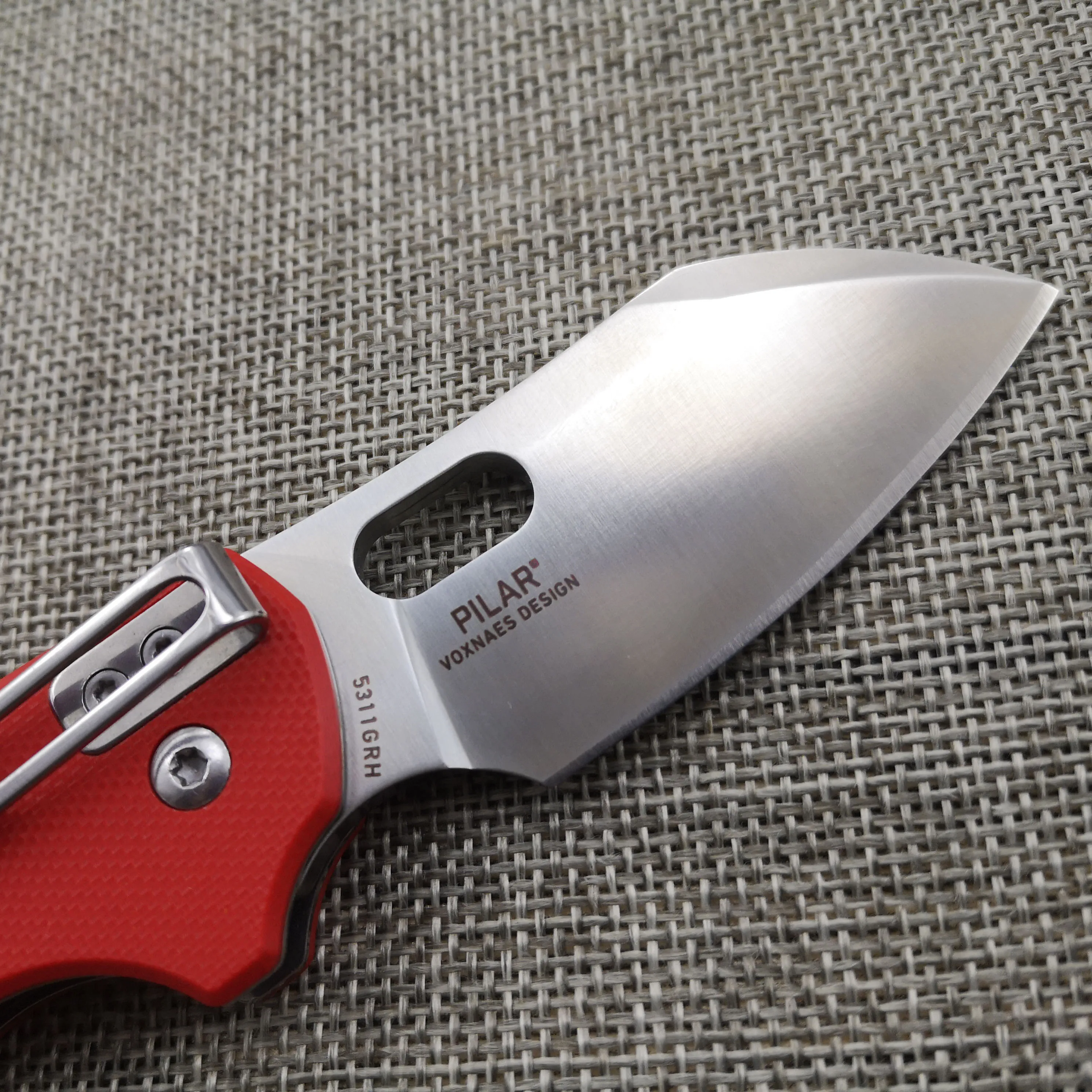 Ultra-light portable Folding knife Outdoor Knife 8cr13mov Steel blade material G10 handle Pocket knife camping tool 4
