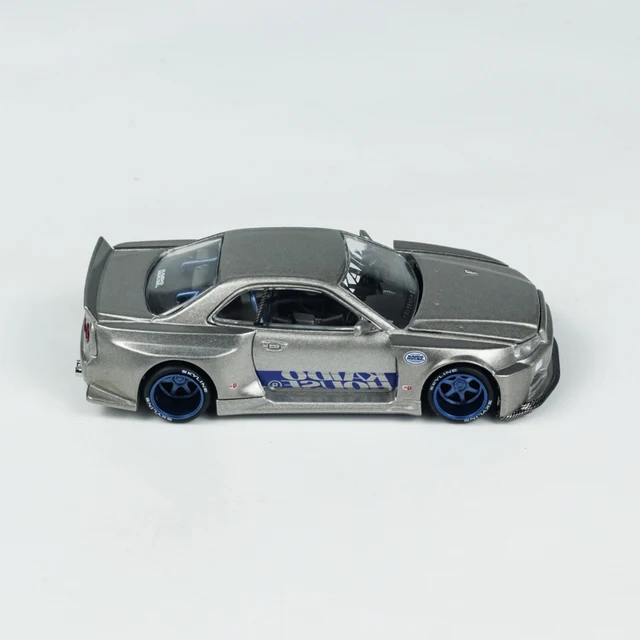 Kaido House Skyline GTR R34 Kaido Works SHINJUKU V1 Silver