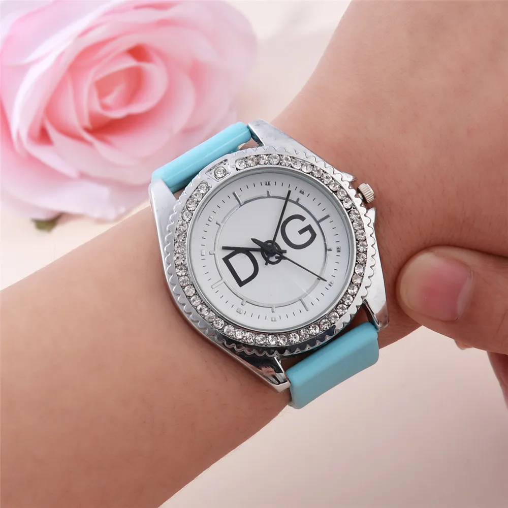 D&G TIME ダイヤモンド装飾 レディースウォッチ 楽天市場】【中古】【ウォッチ】 GUCCI グッチ トワール