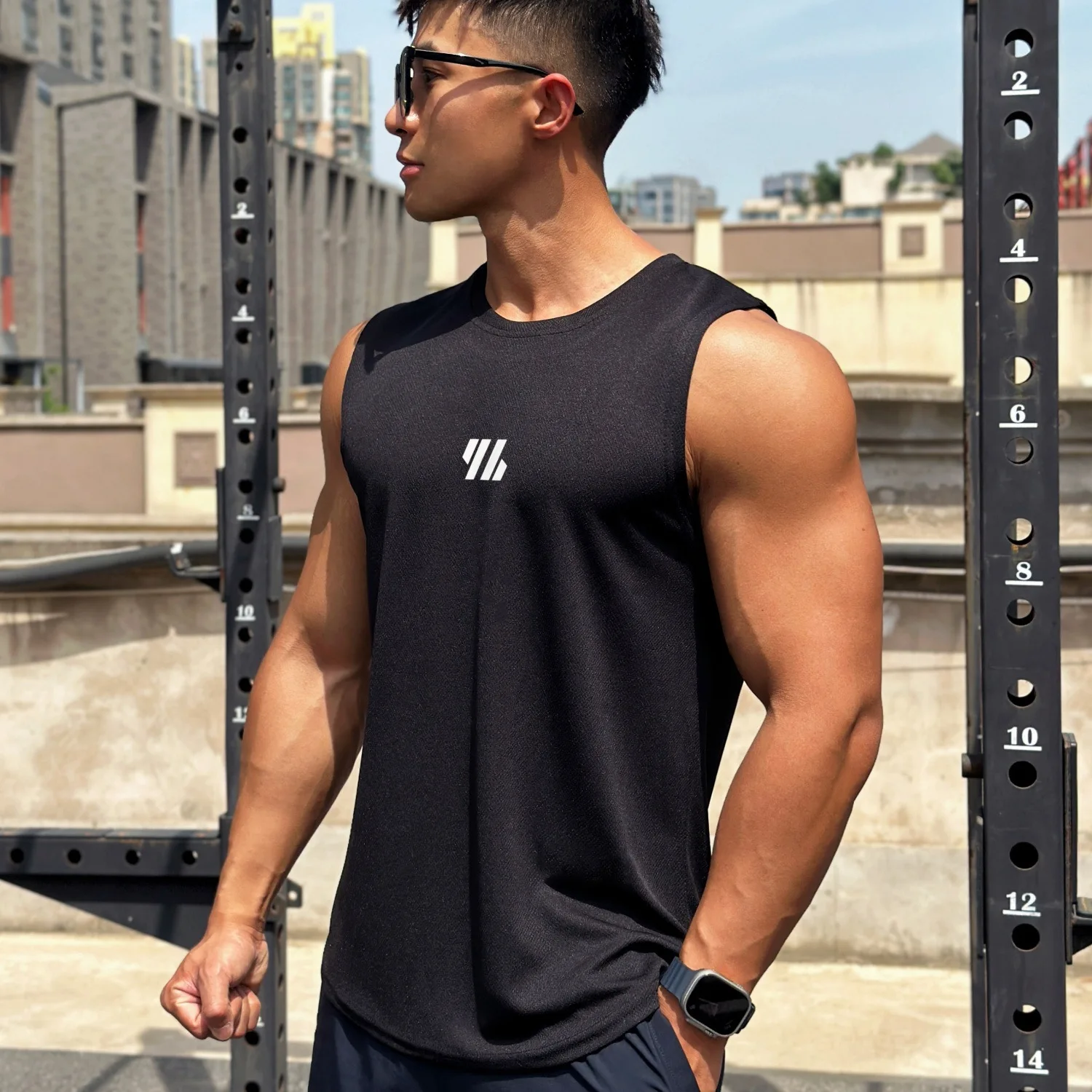 

Summer Men's Gym Tank Tops High Quality Casual Sleeveless Shirts Male Bodybuilding Workout Fitness Singlets Sport Vest Clothing