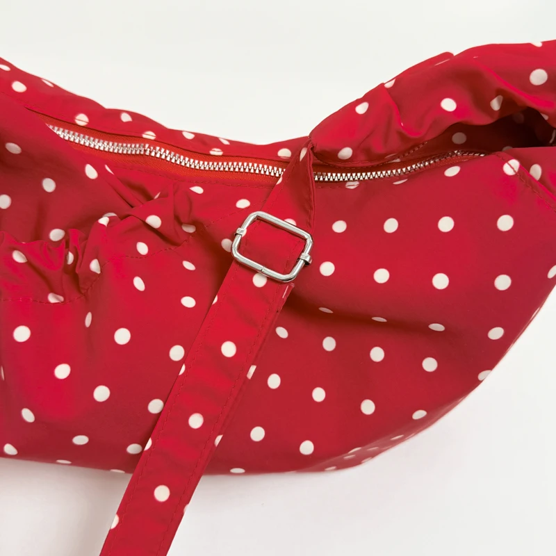 Borsa a tracolla da donna a pois, morbida e leggera in nylon, con tracolla regolabile, casual, di grande capacità - immagine 6