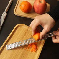 Broyeur à fromage portatif, râpe à ail en acier inoxydable, broyeur de légumes et de fruits, zesteur de citron, agrumes, gingembre, outils de broyage du fromage 4