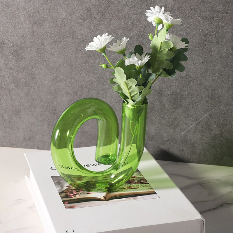Shaped Clear Flower Vase Creative Twisted Glass Vase Candle Holders Wedding pieces Home Decoration Table Candlestick Holder 5