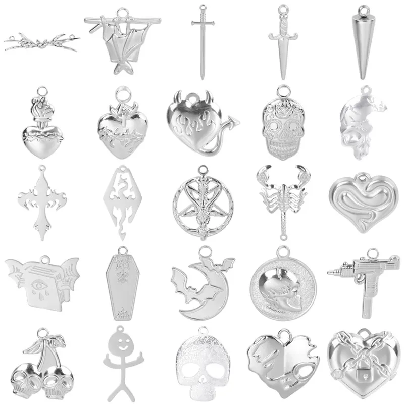 

No Fade Titanium Pendant Skull Fire Heart Charm In Bulk DIY Stainless Steel Charms For Jewelry Making Necklace Keychain Earrings