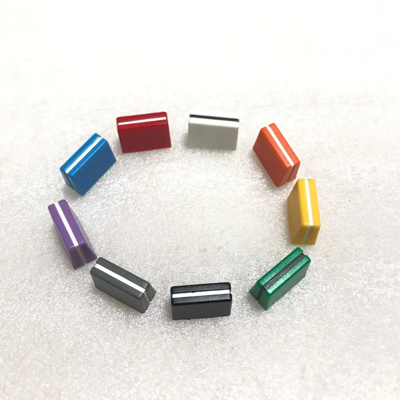 100pcs DAC2355 FADER KNOB For Pioneer DJM300 DJM500 DJM600 DJM3000 DJM800 DJM700 Replace DAC1846 equalizer knob cap