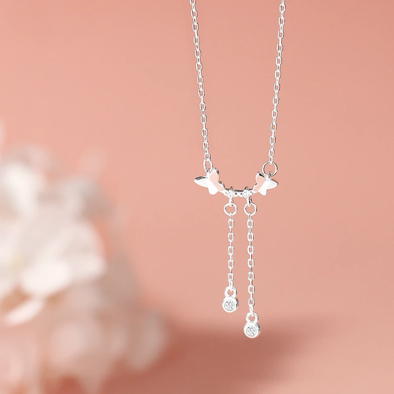 

Original Double Butterfly Choker Necklace Bright Zircon Long Tassels Round Pendant Necklace For Women Fashion Jewelry