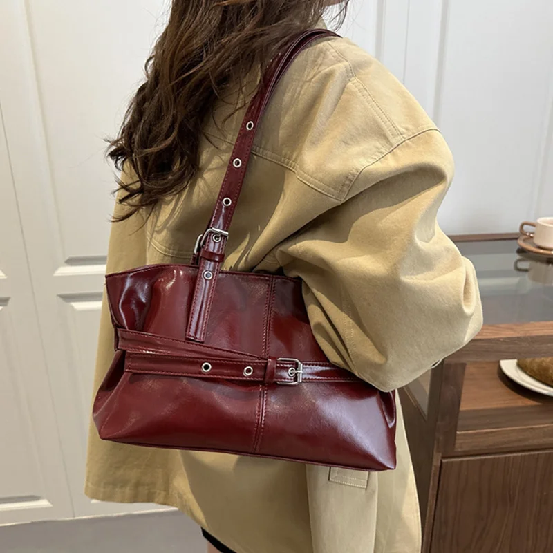 New Fashionable Versatile Belt Buckle Handbag Korean Style Solid Color Soft Leather Women’s Casual Shoulder Bag Underarm Bag