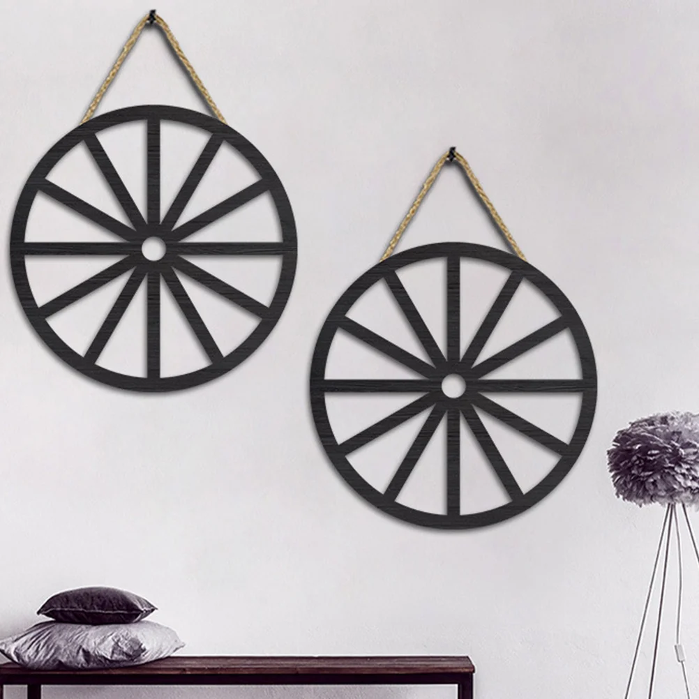 

2pcs Wooden Wheel Wall Hanging Ornament Wooden Wheel Decoration Wall Decor