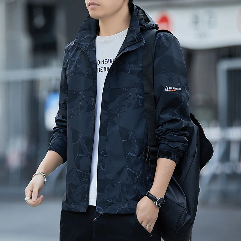 Autumn Men's Jacket 2024 New Trend Casual Windproof Waterproof Outdoor Cycling Sports Camouflage stormcoat Loose Men windbreaker