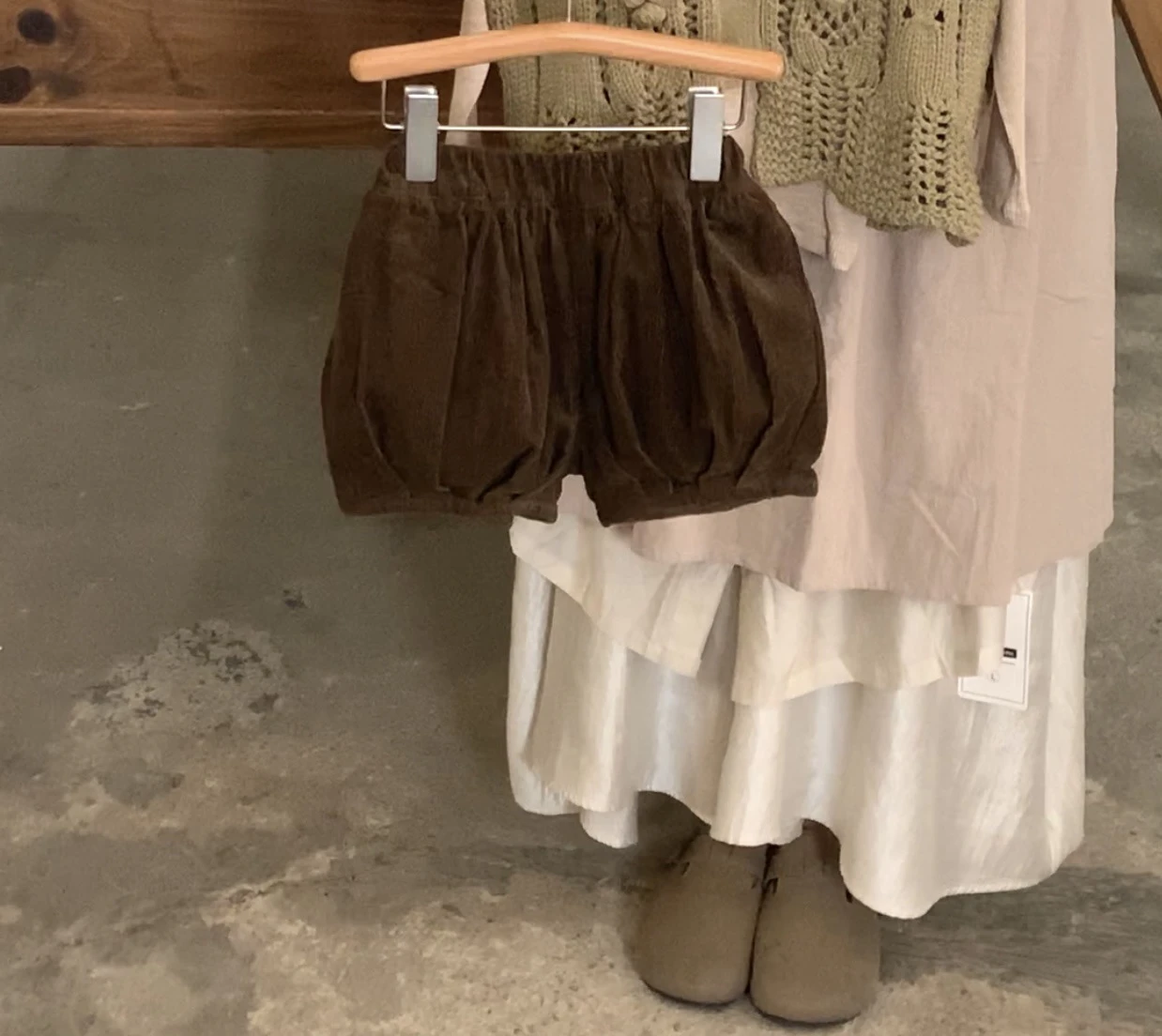 

Детские брюки, осенняя Новинка, детская одежда, вельветовые шорты для девочек, шорты с тыквой-фонариком, универсальные милые однотонные шорты в Корейском стиле