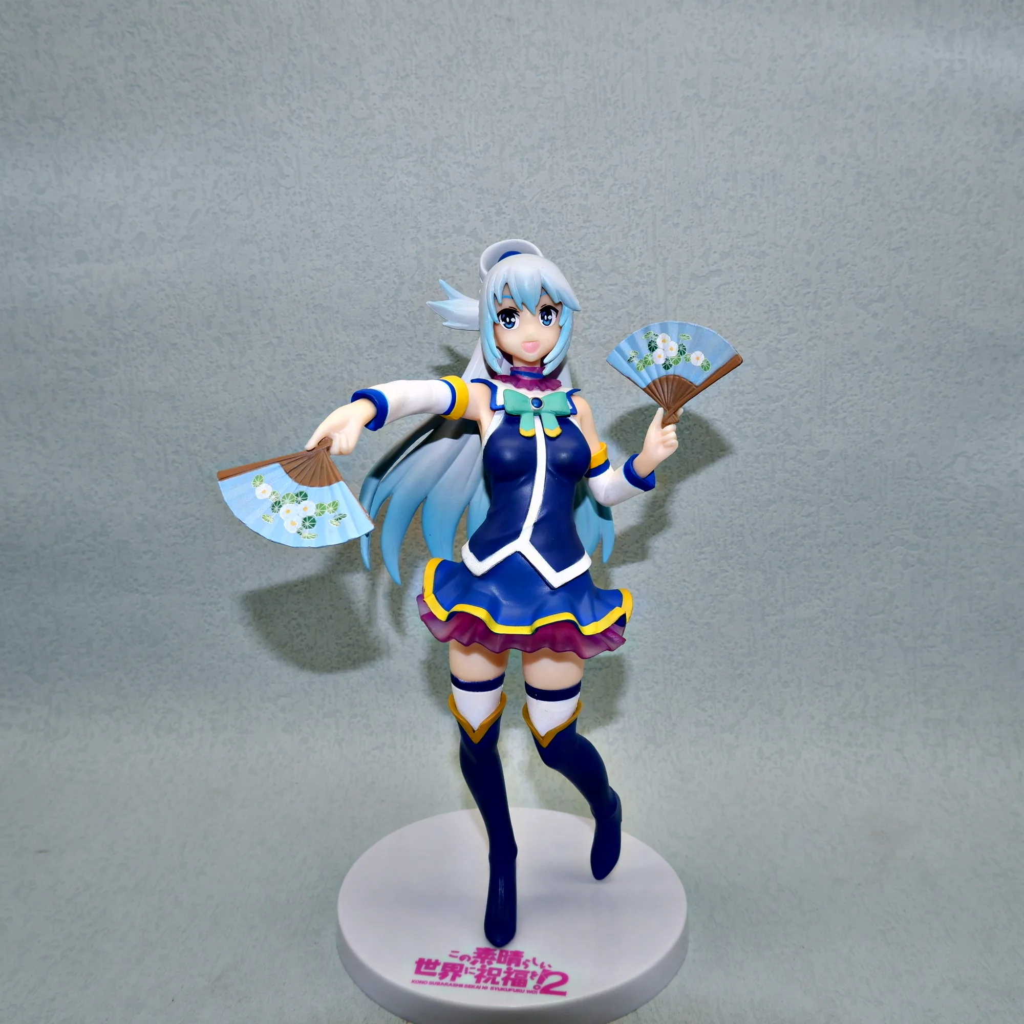 

Экшн-фигурка Kono Subarashii Sekai Ni Shukufuku O Aqua, игрушечная кукла, фигурки, Коллекционная модель, кукла, подарок для век, 20 см