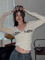 Femmes Sexy mince haut court rétro Graffiti imprimé élastique t-shirt côtelé à manches longues haut col en o Grunge t-shirt hauts 1