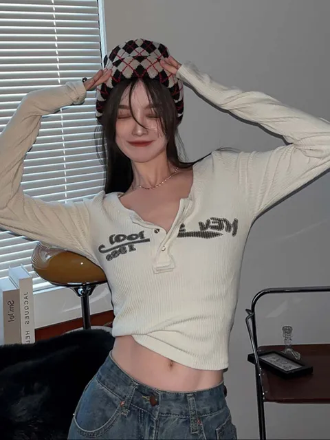Femmes Sexy mince haut court rétro Graffiti imprimé élastique t-shirt côtelé à manches longues haut col en o Grunge t-shirt hauts 1