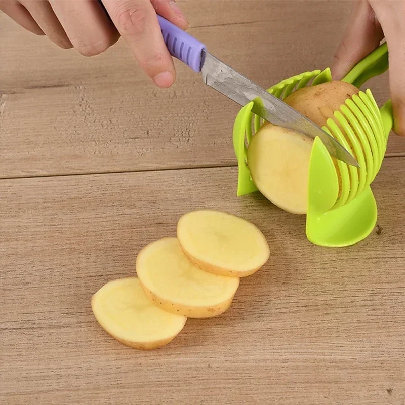 S2efea89cd9f445a39bd2f5e90f38d52eU Handheld Tomato Slicer Bread Clip Fruit Vegetable Cutting Lemon Shreadders Potato Apple Gadget Kitchen Accessories Kitchenware