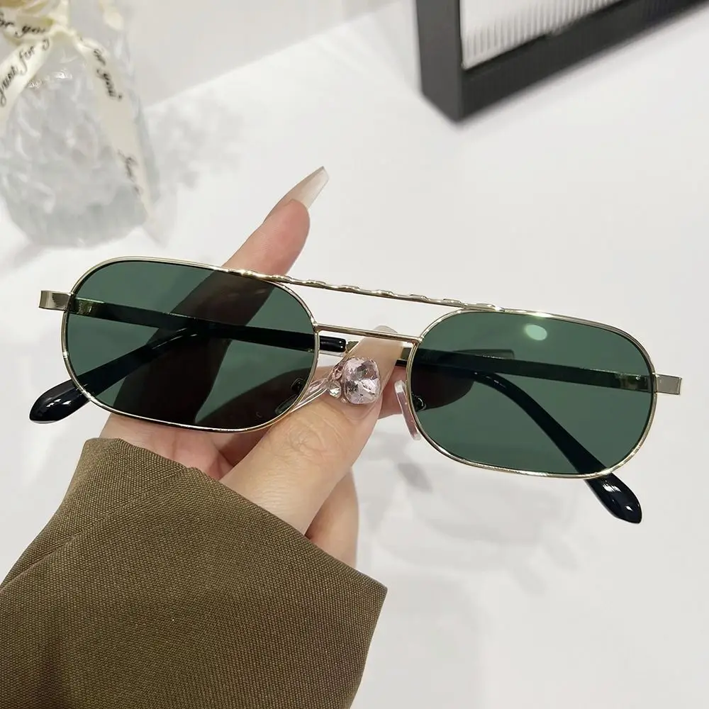 

Солнечные очки в стиле хип-хоп для мужчин и женщин, винтажные солнцезащитные аксессуары в металлической оправе, с защитой от ультрафиолета, для пляжа, путешествий, улицы, 90