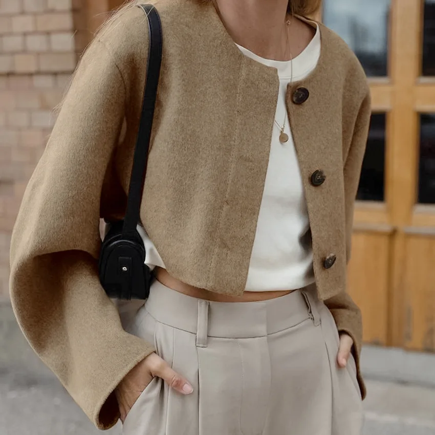 

Short casual loose fitting outerwear for women's autumn and winter new retro style