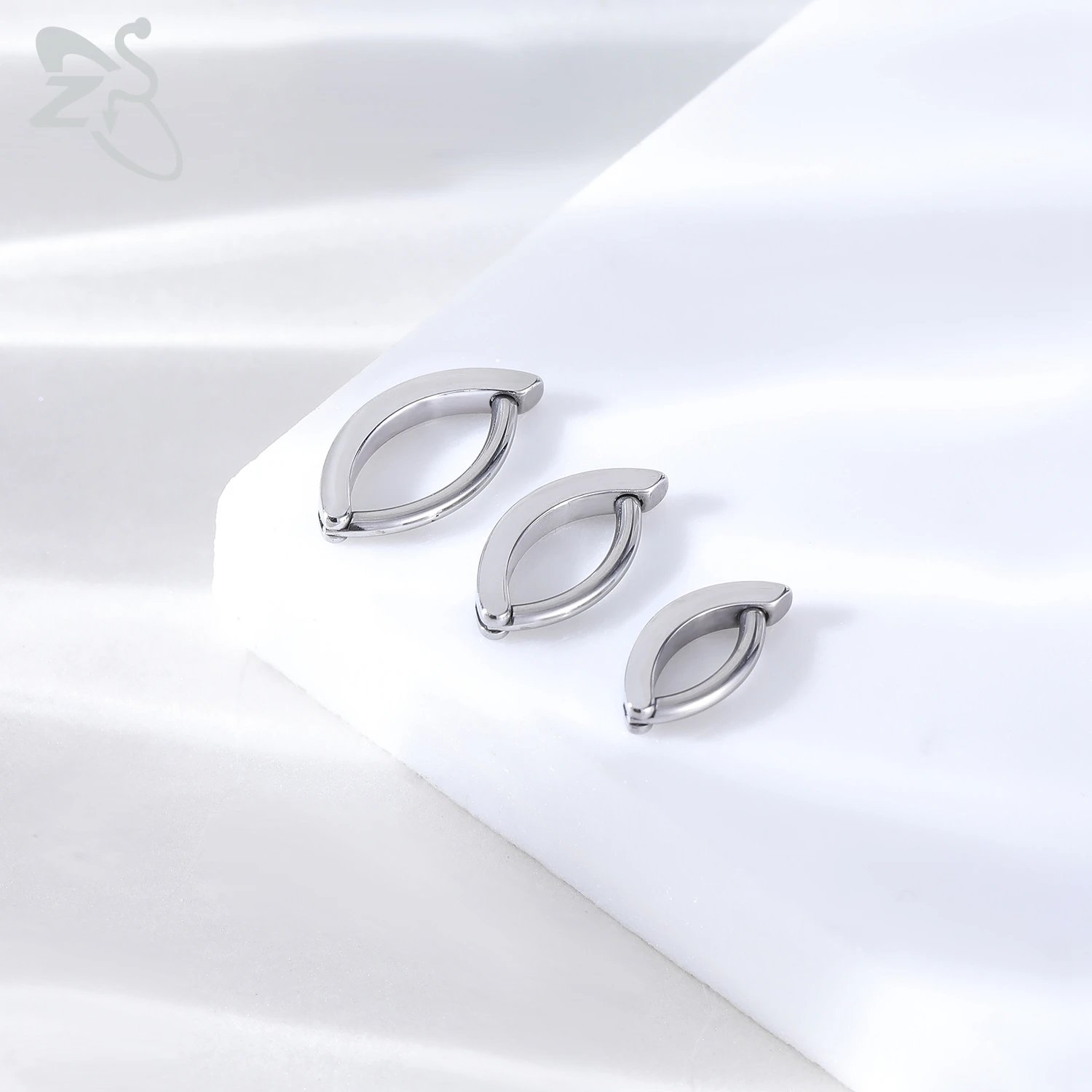 Body jewelry ZS 1 PC 14G/16G Stainless Steel Clicker Belly Button Ring Women Gold Color Reverse Curved Navel Barbell 8/10/12MM