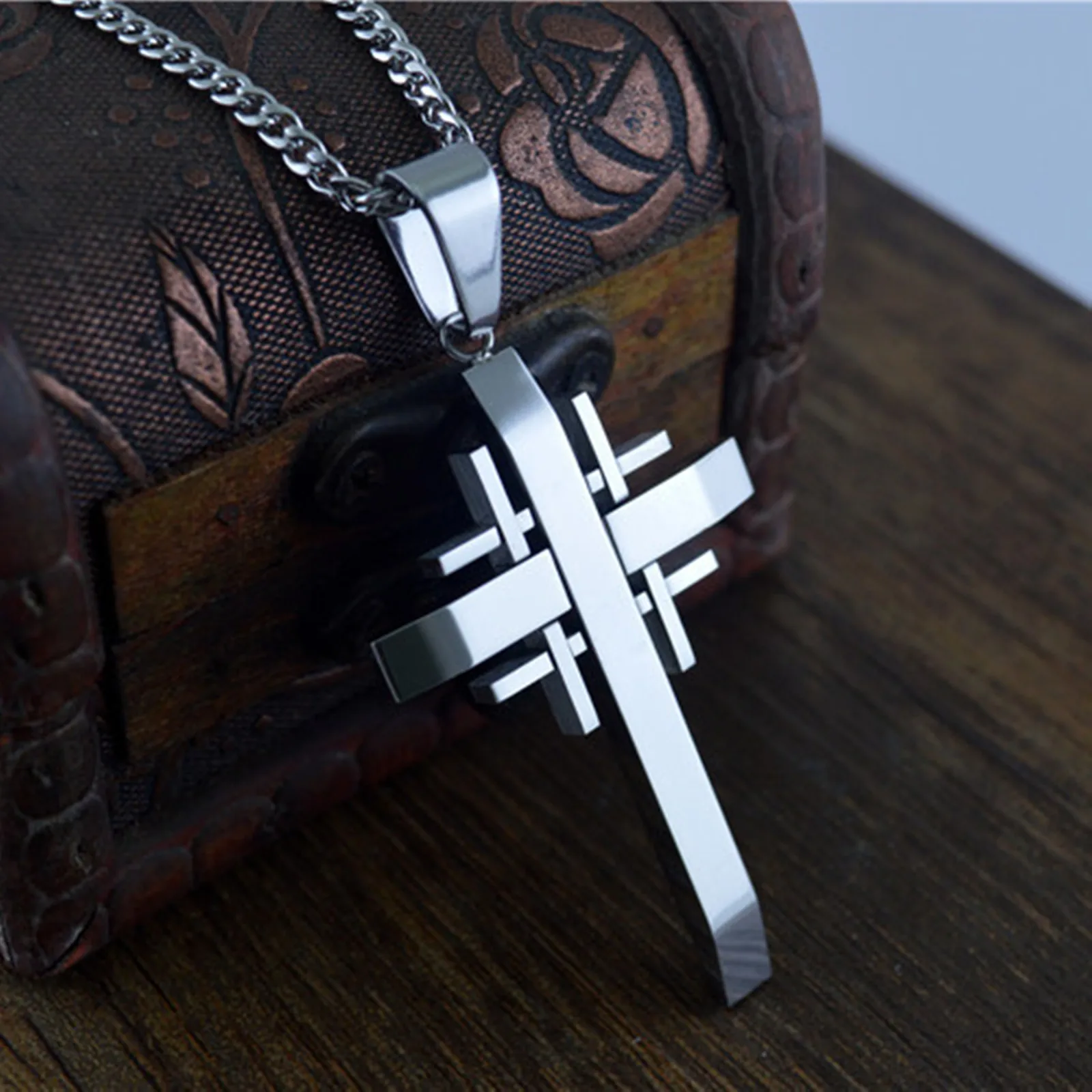 

Jerusalem Cross Pendant Necklace for Men Women Titanium Stainless Steel Retro Religious Crusader Jewelry Georgia Symbol Emblem