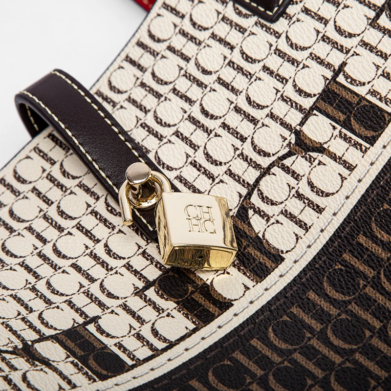 حقيبة يد نسائية ذات سعة كبيرة، بتصميم جذاب وعصري،...