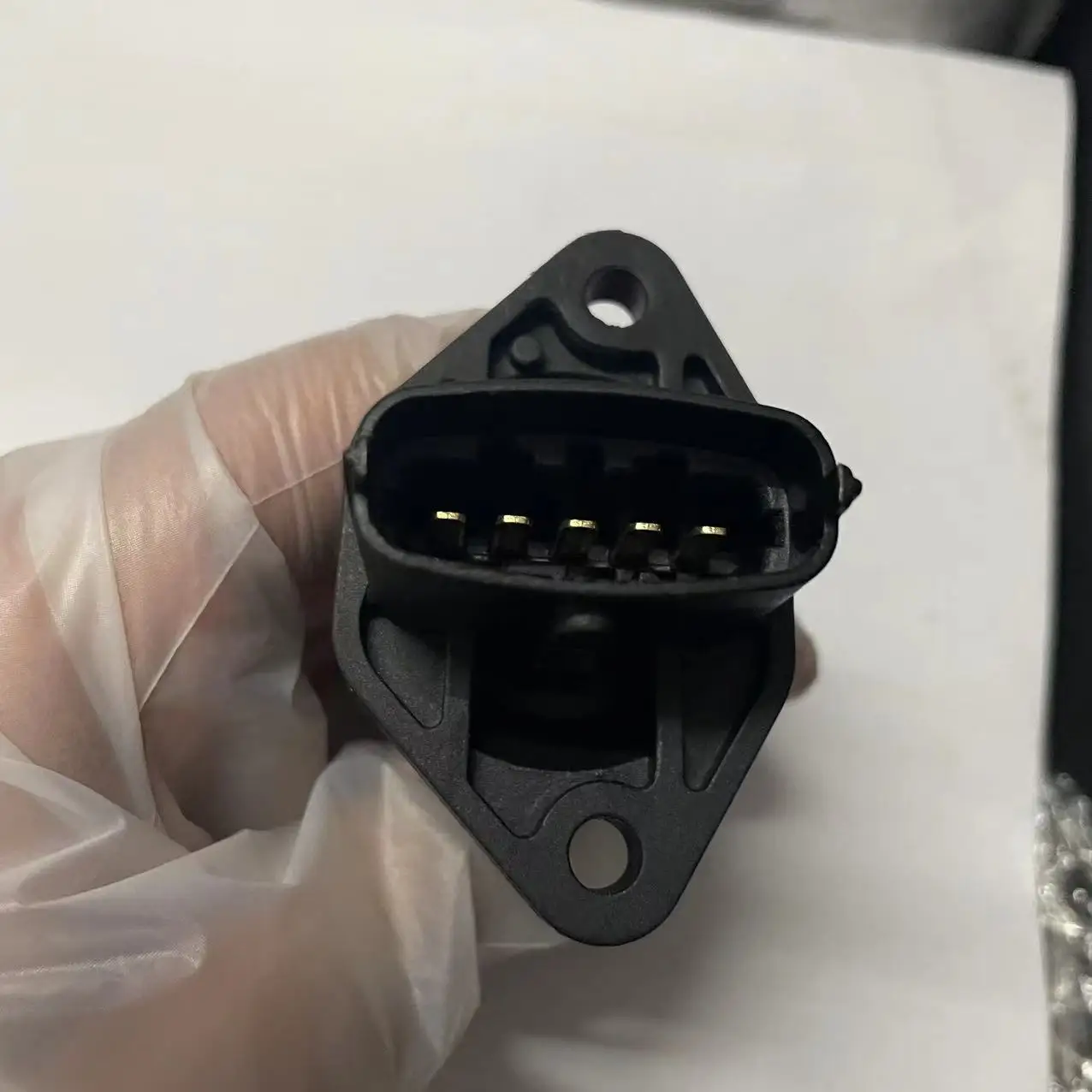 Mass Air Flow Meter Sensor For Chevrolet-Dmax 3.0 Disel