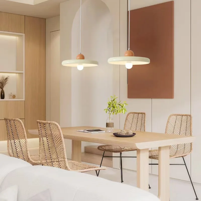 French Flying Saucer Chandelier Minimalist Internet Celebrity High-end Table Lamp Dining Room Chandelier Cream Style
