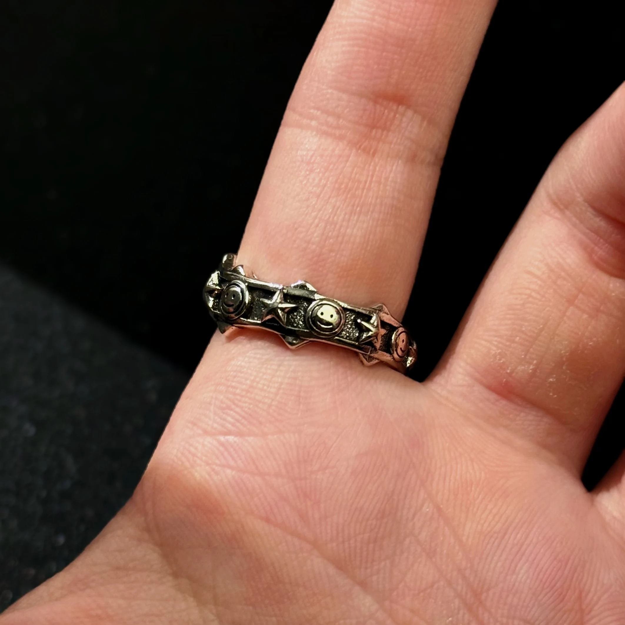 Retro Lächeln Gesicht Sterne Einstellbare Offenen Ring Für Männer Frauen Silber-überzogene Kupfer Punk Gothic Edgy Schmuck Unisex Zubehör geschenk – Detail 7