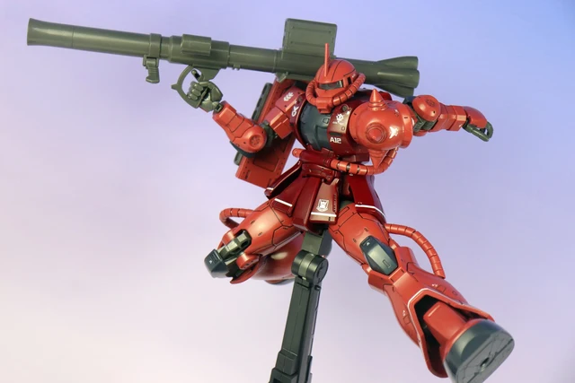 ♡*♡様 中華プラモ　1/72　MS-06S 完成品 ♡*♡様 中華プラモ 1/72 MS-06S 完成品 - メルカリ