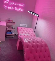 S-shaped Eyelash Tattoo Bed  Facial Care Massage Bed  Curved Leather Velvet Buckle Design  Beauty Salon 1