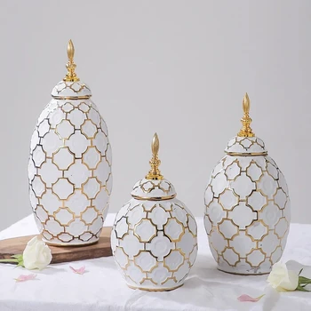 Gold Plaid Ceramic Vase 2