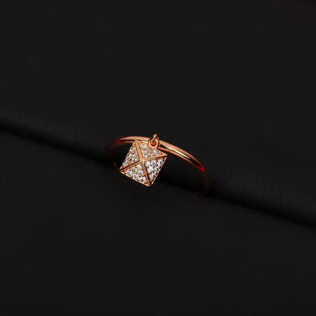 

New 2024 Trend Classic High Quliaty Famous Brand Luxury Jewelry Rings For Women Zircon Pure 925 Sliver Rose Gold Pyramid Square