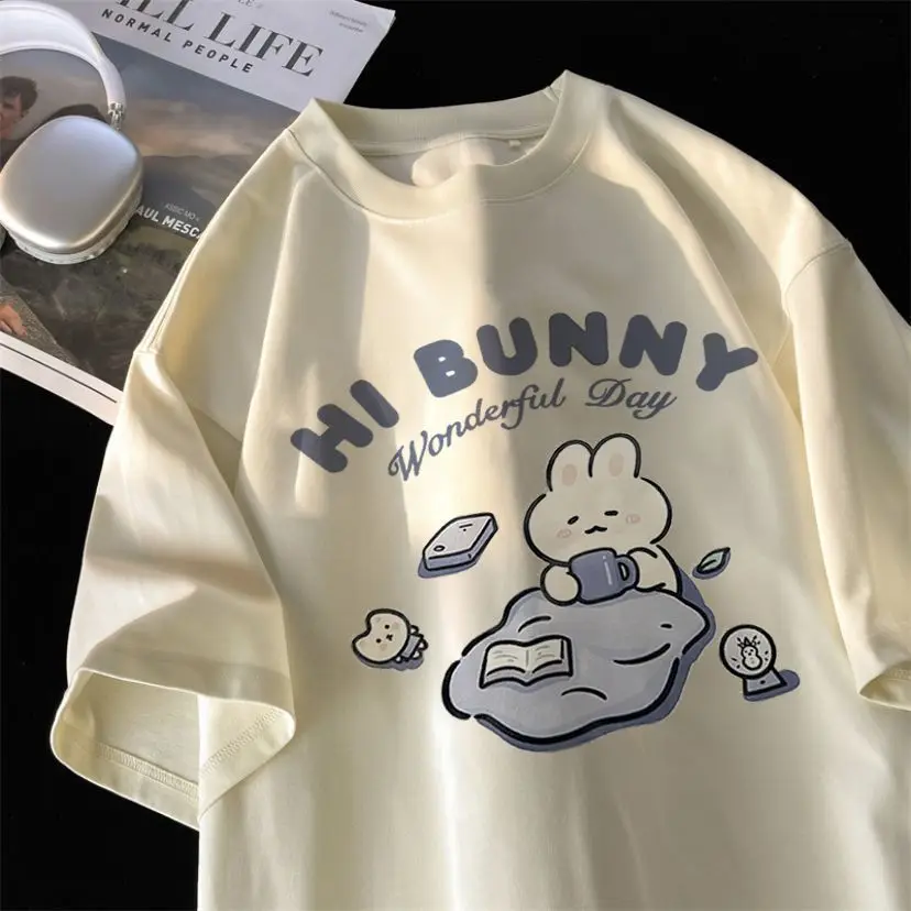 

2023 Summer New Trend Retro Rabbit Print Graphic T-shirt for Men and Women Loose Couple Personality Casual Short Sleeve Top
