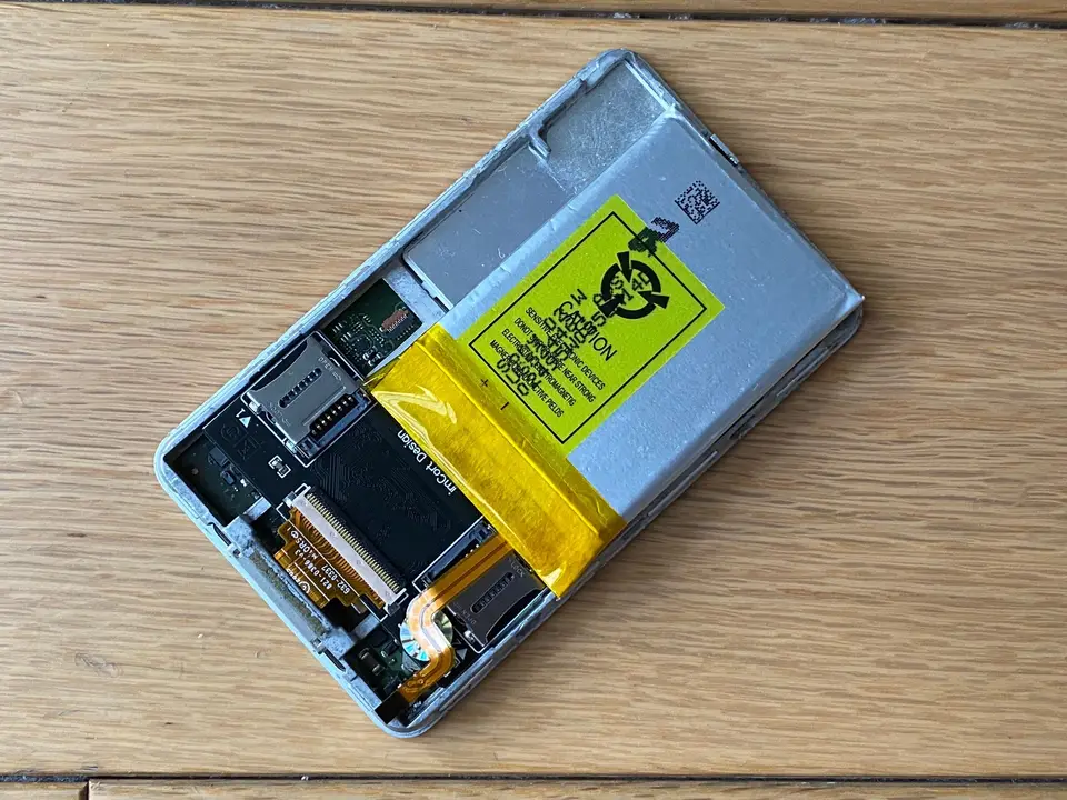 iPod Classic 第6.5世代iFlash Dual256GB 電池新品 Amazon.co.jp: Tarkan iFlash-デュアルSDカードアダプターiPod用