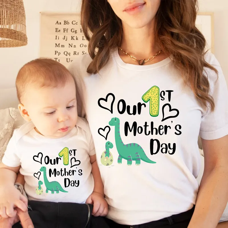 

Our First Mother's Day Dinosaur Print Family Matching Outfits Funny Mommy T-shirts Baby Bodysuits Look Mothers Day Clothes Gifts