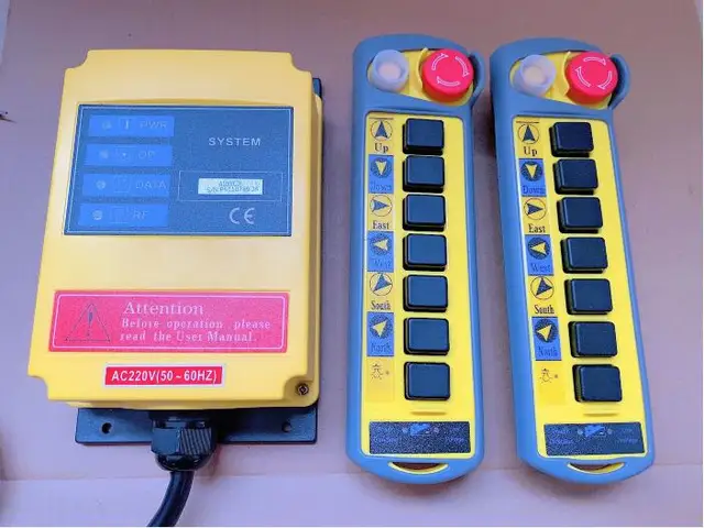 Telecomando Wireless Per Gru Industriale - 12 Pulsanti, Ricevitore 24V/36V/220V - Portata 100 M, Con E-Stop Di Sicurezza