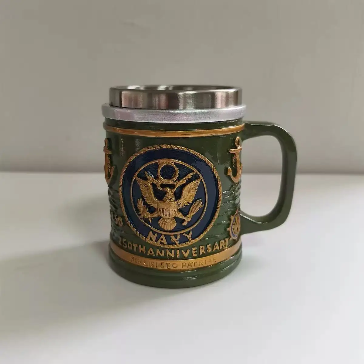 New Commotive Militär-Gedenkbecher (3D)_voghion.com