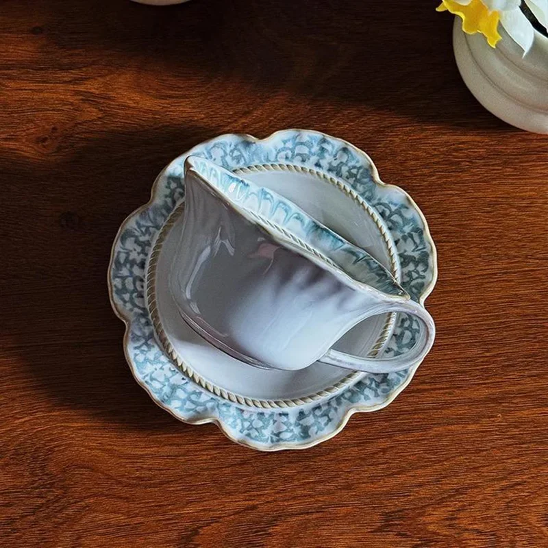 French Vintage Coffee Cup Ceramic Niche Design Relief Afternoon Teacup with Dessert Plate Home Water Cups Kitchen Drinkware