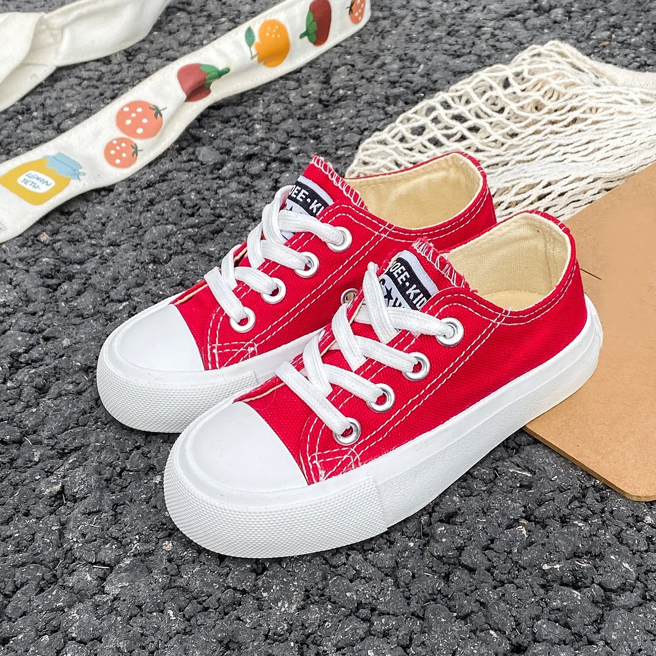 حذاء قماش بنسيج شبكي يسمح بالتهوية للأطفال ، حذاء بنعل ناعم ، قماش متعدد الاستخدامات للأطفال ، قماش عصري ، ربيع وخريف ، 5058