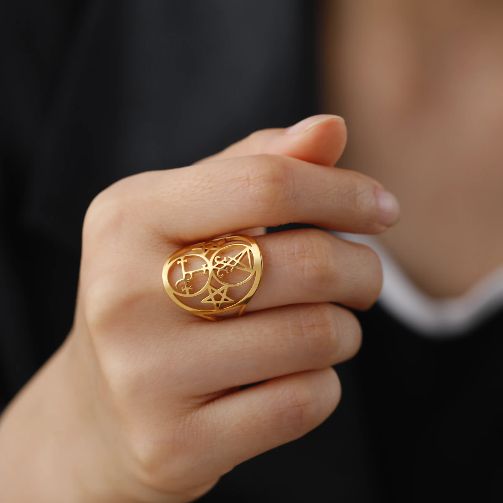 Enchanted Lilith Sigil Stainless Steel Protection Ring – Adjustable Unisex Amulet Jewelry Gifts Wholesale