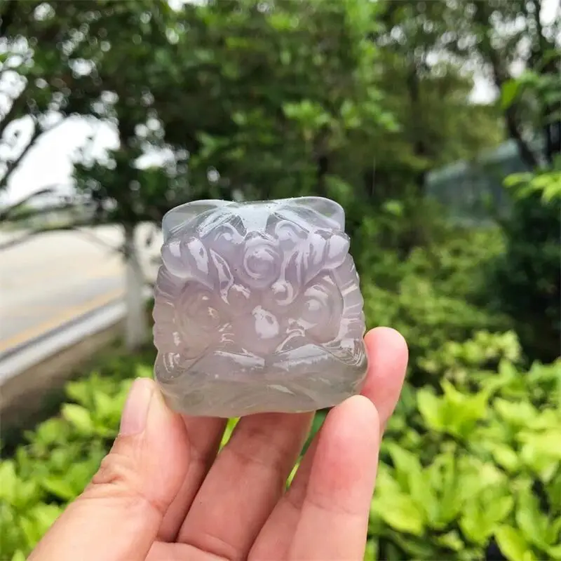 

5cm Natural fluorite Dancing Lion Head Statue Hand Carved Crafts Cute Fashion Ornament Home Decoration Gift 1pcs