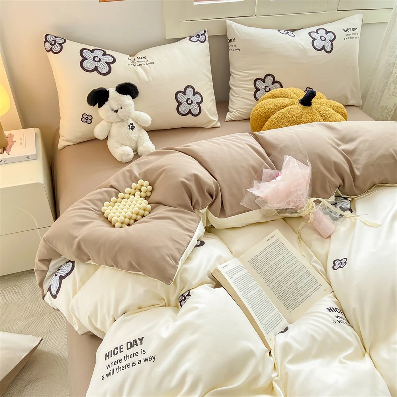 

Bedding Set Duvet Set Hot Sale Fragmented Flower French Style 2024 NEW Queen King Size Soft Comforter Sets 4pcs sheet Set